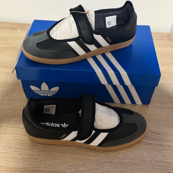 🆕 NIB adidas Samba Mary-Jane Classic Black White Sporty Casual Athleisure Prep - Picture 8 of 11
